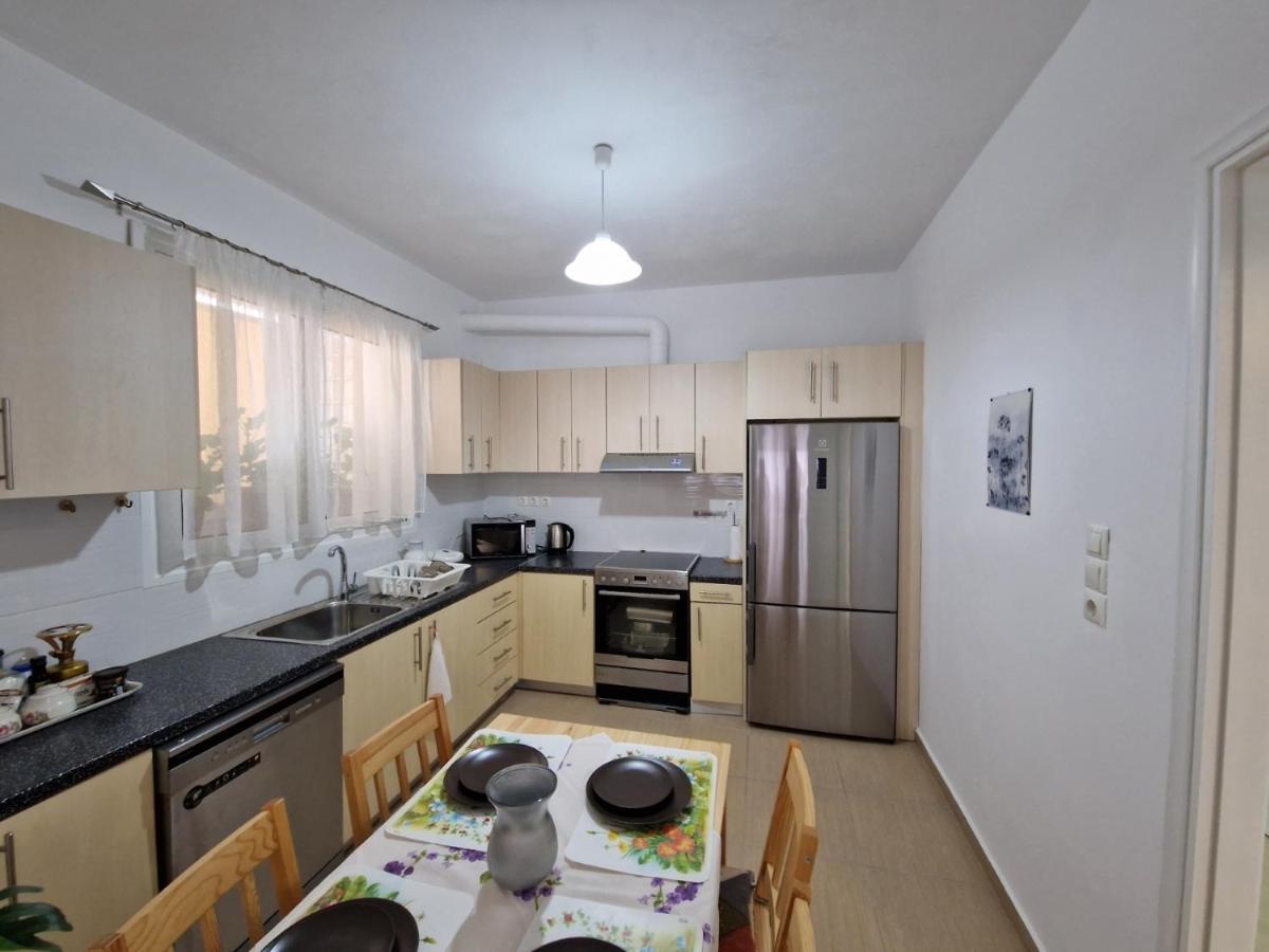 Apartmán Lirika'S Airport House Artemida  Exteriér fotografie
